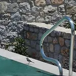 Avli Luxury קרפאטוס
