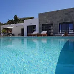 Avli Luxury וילה *