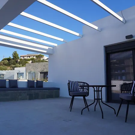 Avli Luxury 卡尔帕索斯