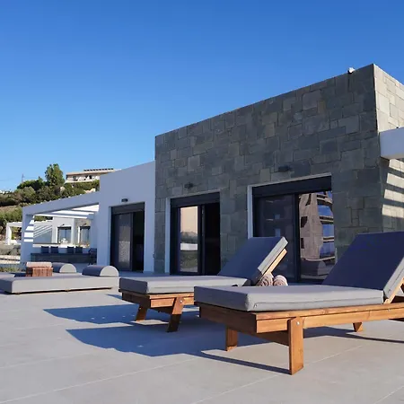 Avli Luxury 卡尔帕索斯