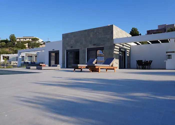 Avli Luxury Villa Kerpe